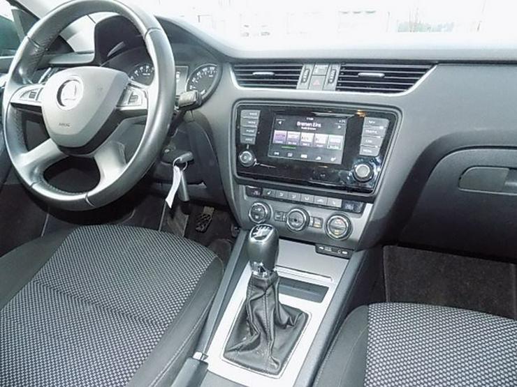 Bild 6: SKODA Octavia Limousine 1,6 TDI Ambition Navi Tempomat