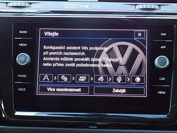 Bild 7: VW Touran 1,4 TSI Highline DSG Navi ACC-210 7-Sitze