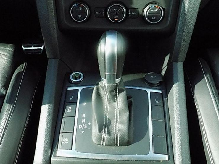VW Amarok 3,0 TDI V6 Aventura DSG Leder 4-Motion - Amarok - Bild 8