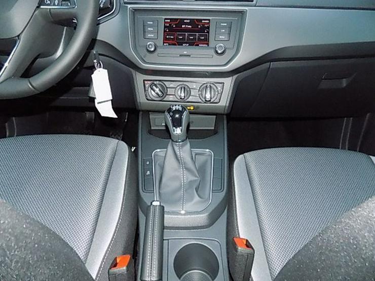 Bild 8: SEAT Ibiza 1,0 TSI Style Einparkhilfe Tempomat Alu15''