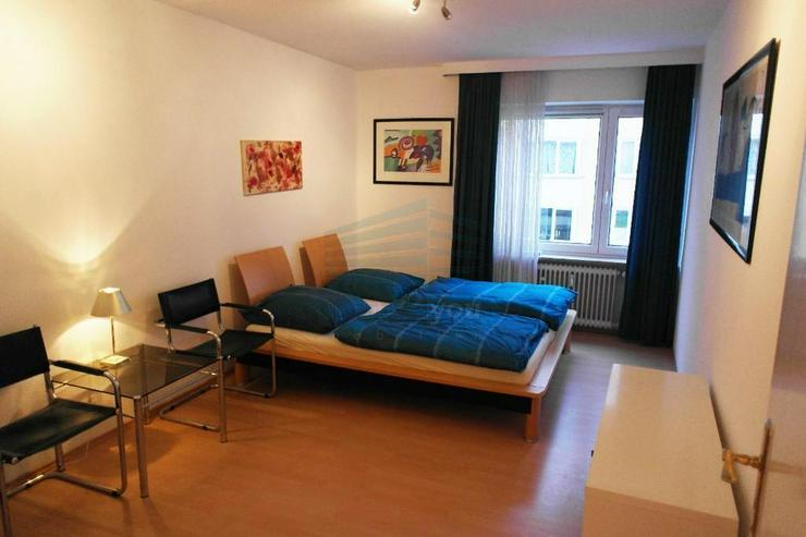 Bild 12: Möblierte 2-Zi. Wohnung mit Balkon in München - Glockenbachviertel