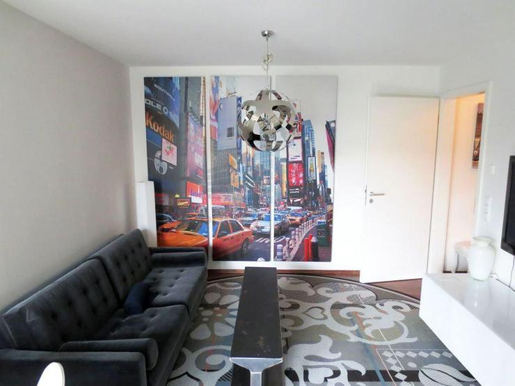 Bild 2: Exklusiv eingerichtetes Lifestyle-Apartment mit Terrasse und Stellplatz in München - Pasi...