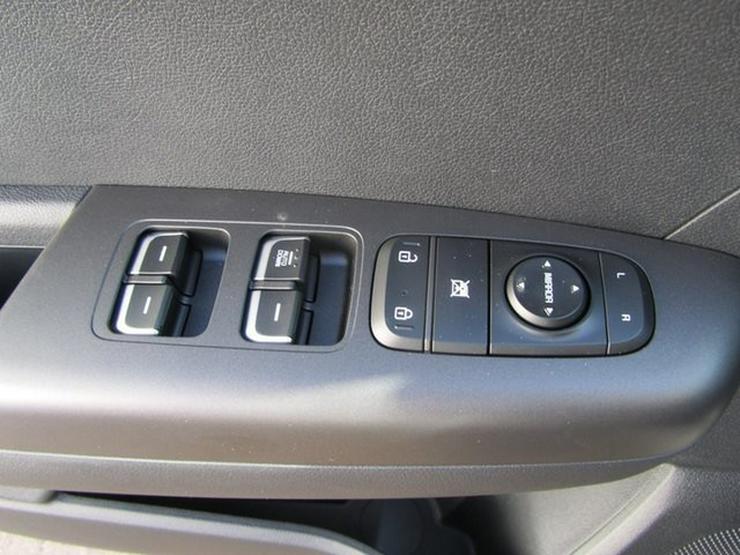 Bild 12: KIA Sportage Attract 2WD NAVI Klima Alu Bluetooth