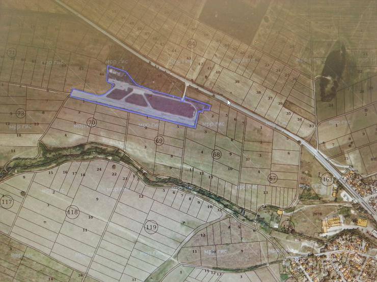 An agricultural airport - Grundstück kaufen - Bild 1