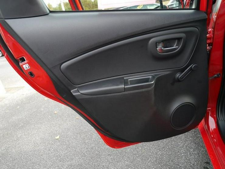 TOYOTA Yaris 1,0 Comfort + Design Paket + LED Paket - Yaris - Bild 31