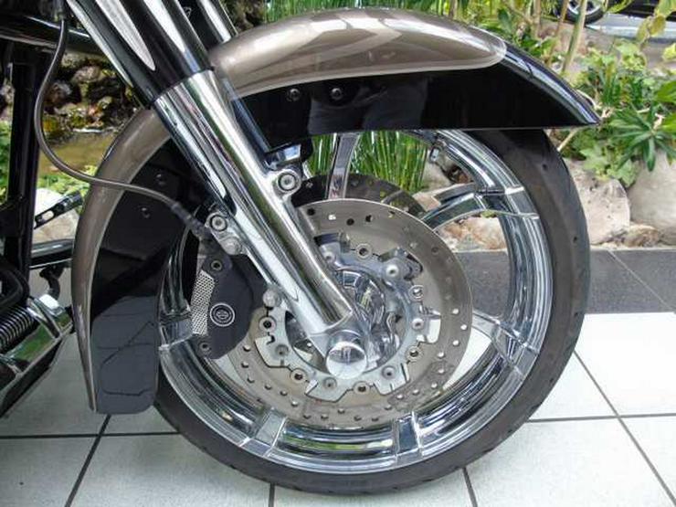 HARLEY DAVIDSON Road King CVO FLHRSE ABS 110 CUI Screamin Eagle - Harley Davidson - Bild 3