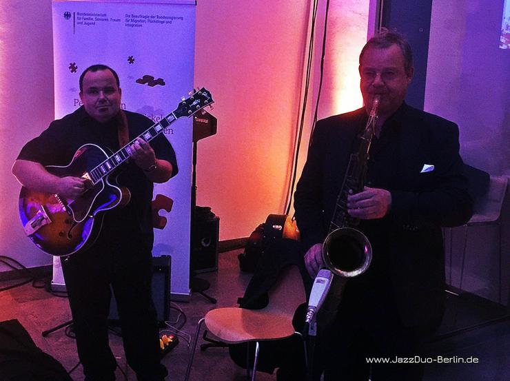JazzDuo - Saxophon oder Kontrabass + Gitarre - Reise & Event - Bild 5