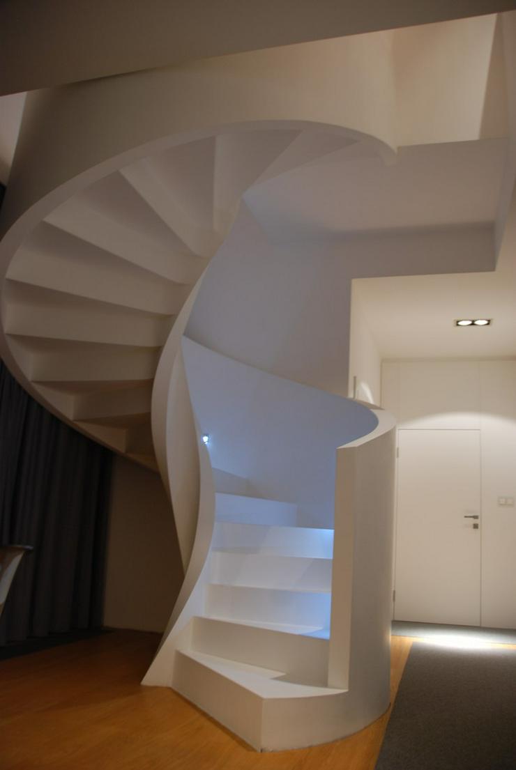 Bild 18: Spiraltreppen - Massive Treppe aus Beton