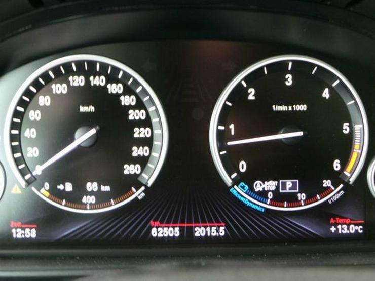 Bild 10: BMW 530d Touring Innovationsp. HUD, AHK, Panorama