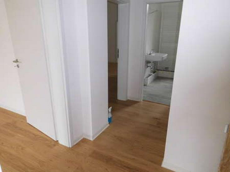 Erstbezug nach Sanierung: Etagenwohnung mit Wanne und Dusche - Wohnung mieten - Bild 6