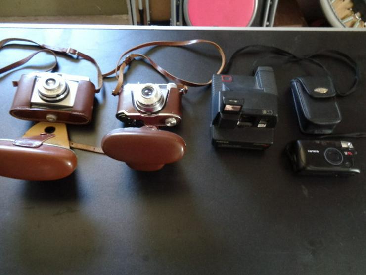 Bild 3: 4 Alte Kameras Agfa, Kodak, Polaroid, Carara