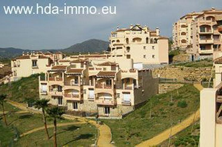 : Wunderbare Neubauwohnungen in Mijas-Costa von Bank, Urb. La Condesa II
