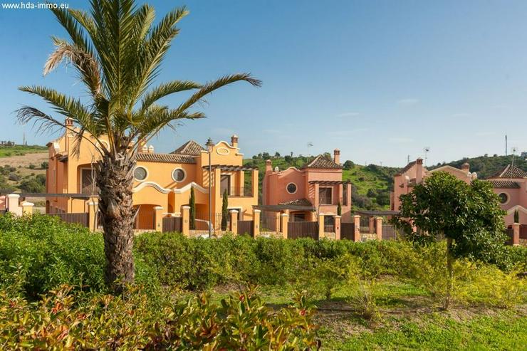 : Villa Costa Golf, Estepona, Neubau, Erstbezug, - Haus kaufen - Bild 13