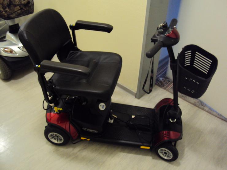 Bild 2: Elektrorollstuhl, Elektromobil, Rollstuhl