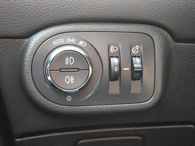 Bild 16: OPEL Zafira 1.4 T S&S Navi 4.0 IntelliLink/Cam Klimaauto. Alu17 Temp PDC OnStar NSW 7 Sitzer