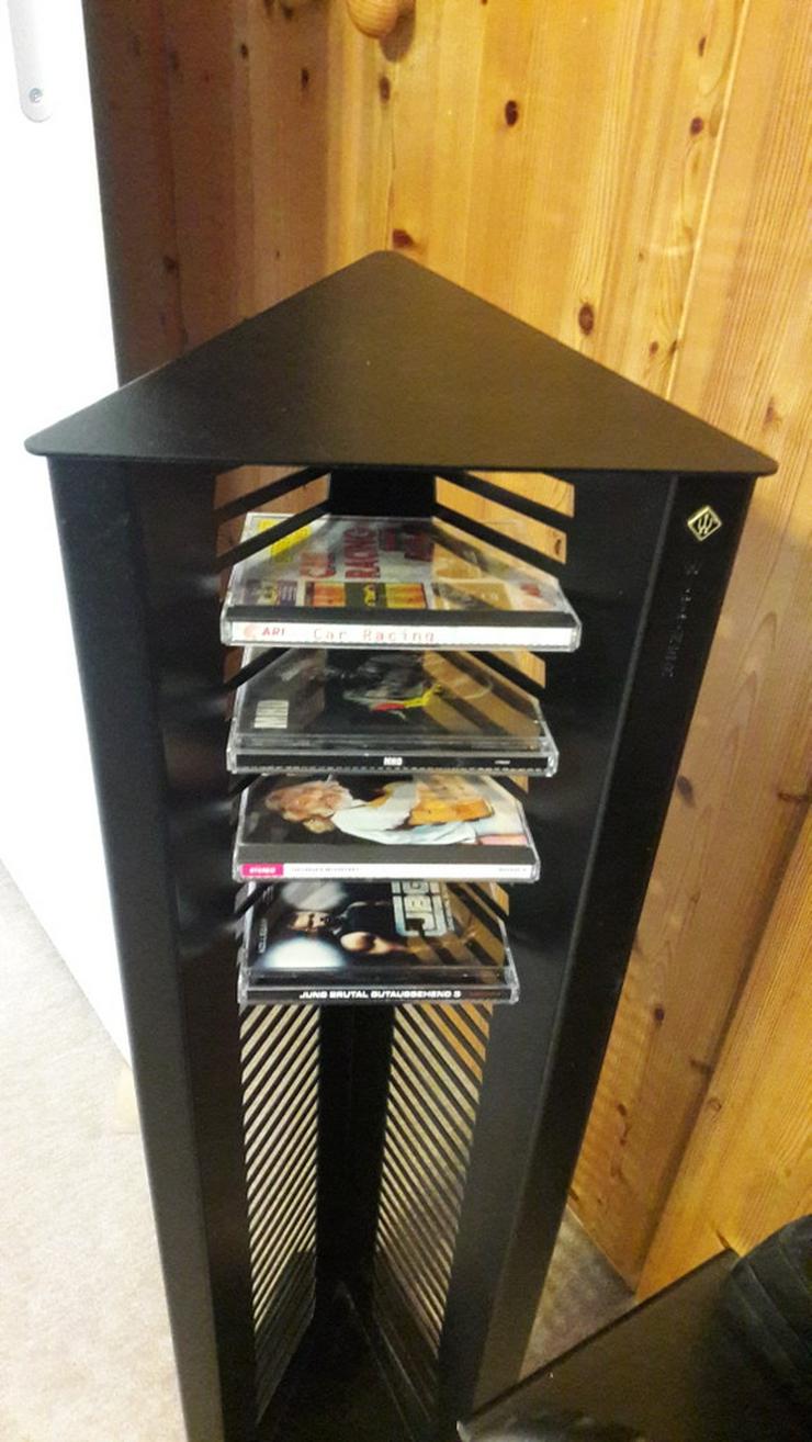 Bild 9: Moderne neuwertige CD-Ständer in schwarz