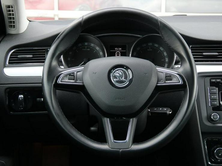 Bild 17: SKODA Superb 2.0 TDI EXCLUSIV-DSG-NAVI-DEUTS.FZ-1.HAND