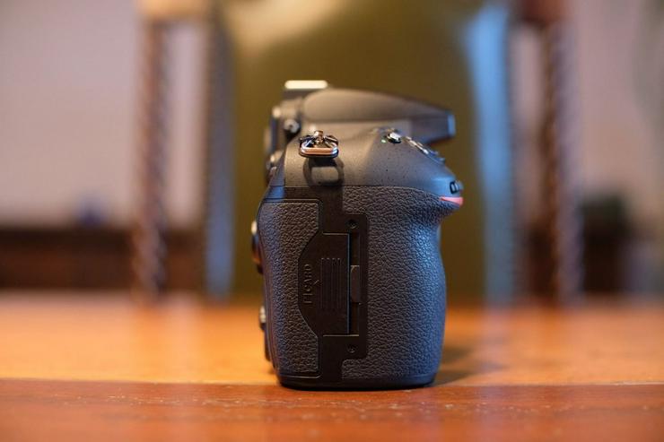Nikon D810 Body, CH Garantie, neuwertig - Digitalkameras (Kompaktkameras) - Bild 2