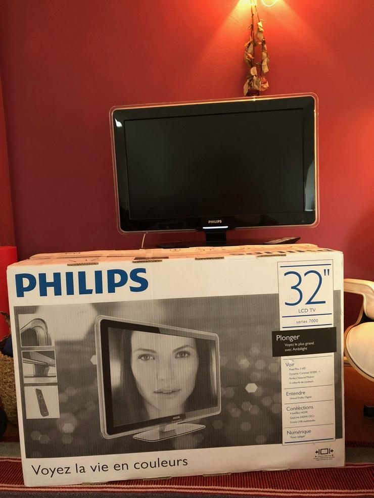 Philips 32'' series 7000 Ambilight TV