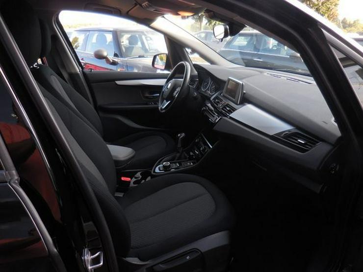 Bild 9: BMW 218 Active Tourer Klimaaut Sitzhz Bluetooth PDC
