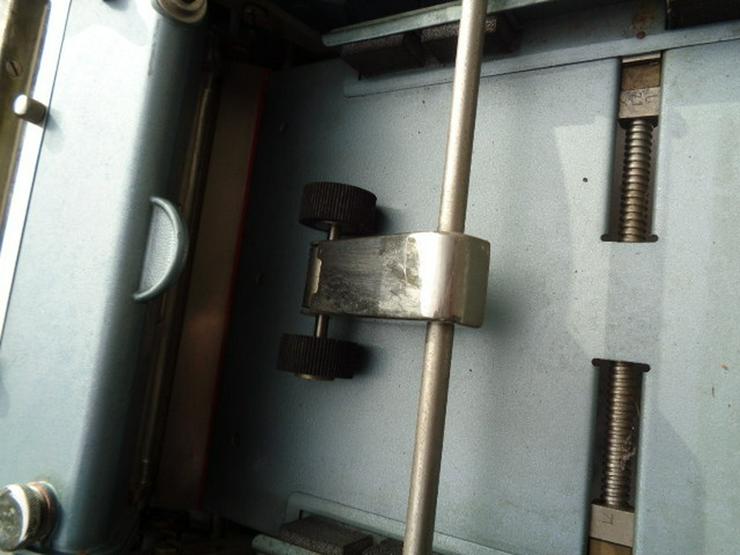 Bild 14: Sehr alte Maschine MechanischeTrommeldrucker