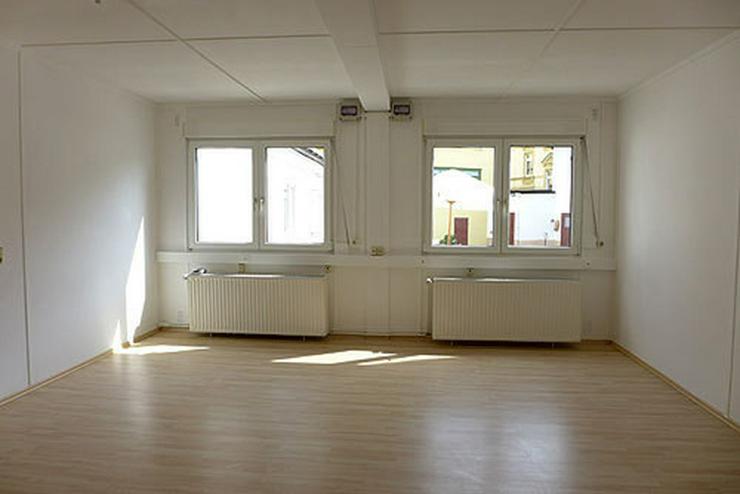 Biete Büro Arbeitsraum 27,54 qm 300 Euro warm - Büro & Gewerbeflächen mieten - Bild 4