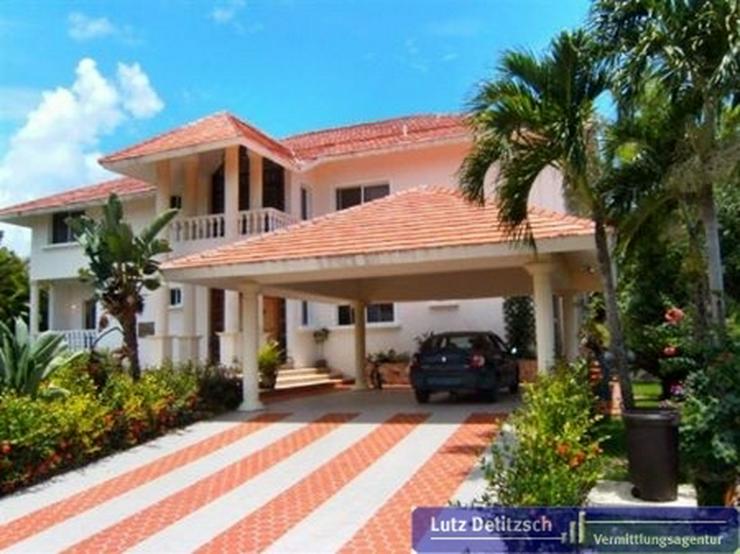 Luxus-Villa in bester Lage - Grundstück kaufen - Bild 1