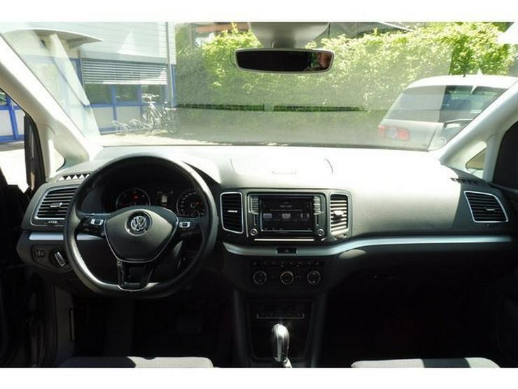 VW Sharan 2.0 TDI DSG *7-SITZE/XEN/135 kW/UPE:54* - Sharan - Bild 9