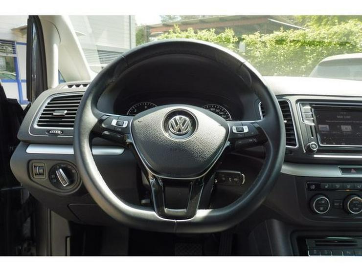 VW Sharan 2.0 TDI DSG *7-SITZE/XEN/135 kW/UPE:54* - Sharan - Bild 10