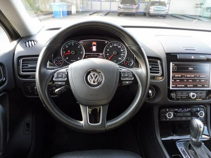 VW Touareg 3.0 TDI*4-MOT*TIPTR/NAVI/SHZ/LEDER - Touareg - Bild 9