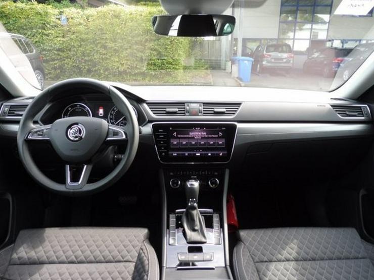 SKODA Superb Combi 2.0 TDI STYLE DSG CAM/NAVI/4xSHZ - Superb - Bild 9