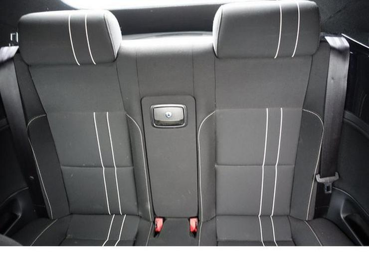 Bild 10: VW New Beetle Cabriolet 1.6 Freestyle PDC Sitzh. 8x Alu