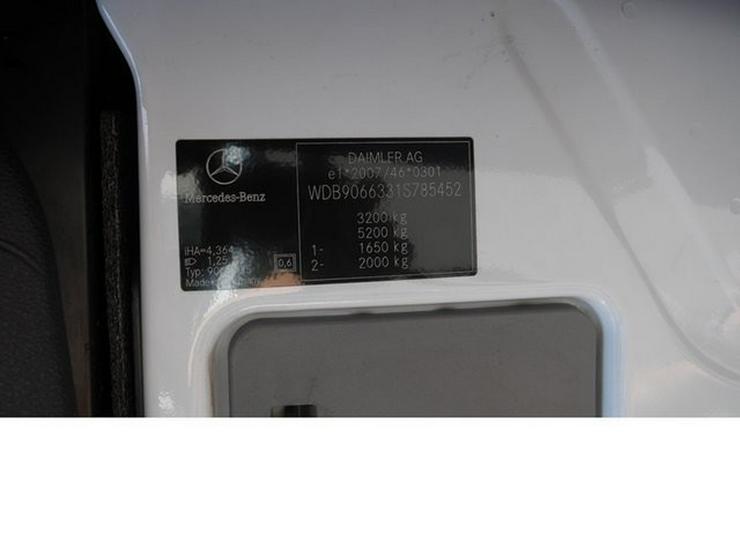 Bild 8: MERCEDES-BENZ Sprinter II Kasten 310 CDI hoch lang 3 Sitzer