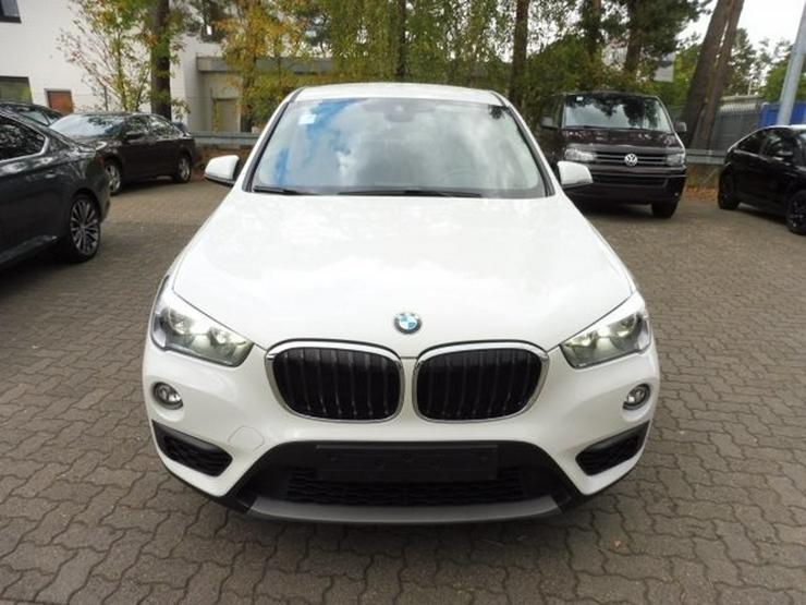 BMW X1 xDrive 20i STEPTRONIC+NAVI/BUSINESS/KLIMAAUTO - X1 - Bild 2