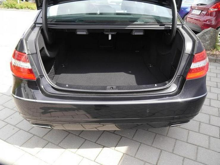 Bild 5: MERCEDES-BENZ E 250 BE AVANTGARDE * 7G-TRONIC PLUS * PANORAMA-SD * LEDER * COMAND * XENON * PTS