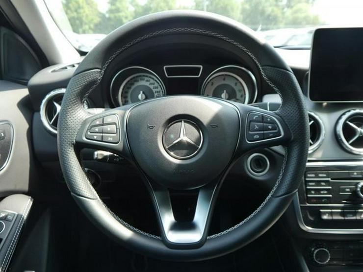 Bild 8: MERCEDES-BENZ GLA 180 d DPF URBAN * 7G-DCT * AHK * 19 ZOLL * NAVI GARMIN * XENON * PARK-PILOT * SHZG