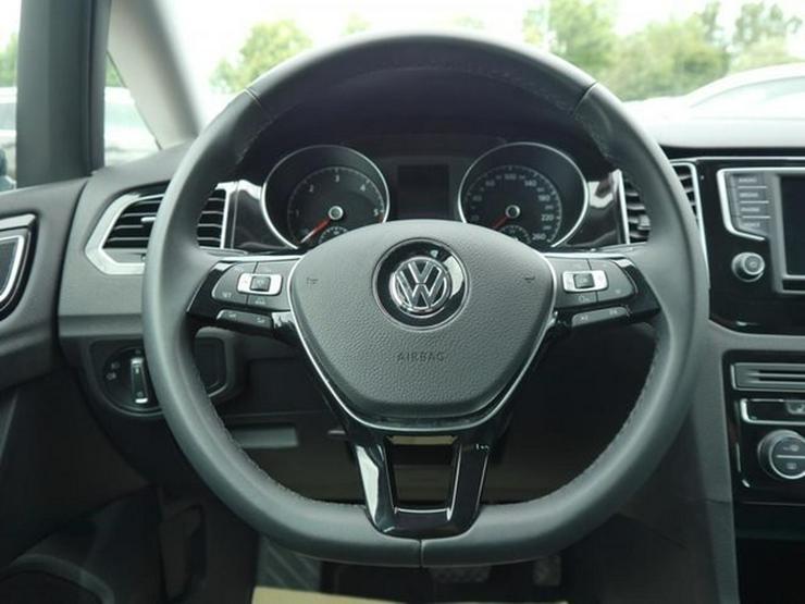 VW Golf Sportsvan 2.0 TDI DPF DSG HIGHLINE * BMT * NAVI * ACTIVE LIGHTING SYSTEM * PARK ASSIST - Golf - Bild 8