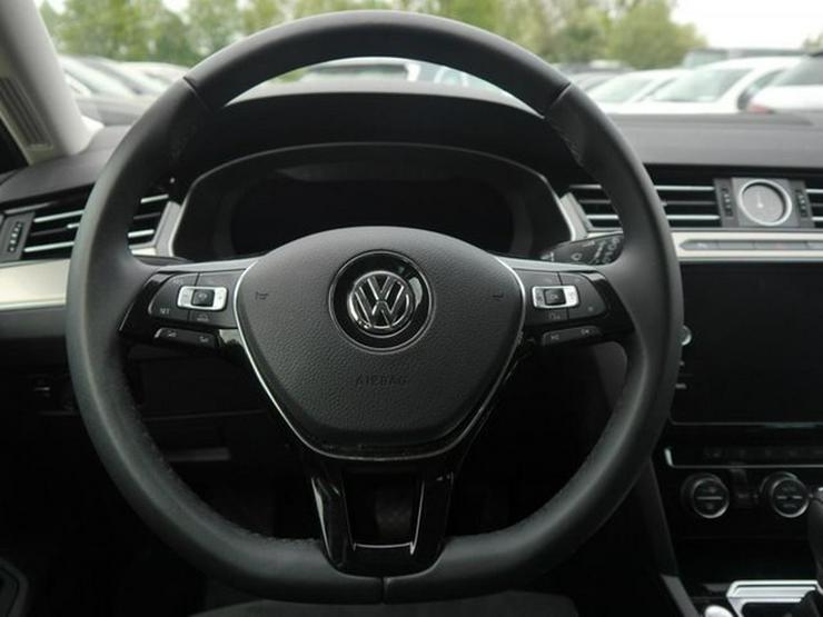Bild 8: VW Passat Variant 2.0 TDI DPF DSG SCR HIGHLINE * R-LINE EXTERIEUR * BUSINESS PREMIUM-PAKET * ACC