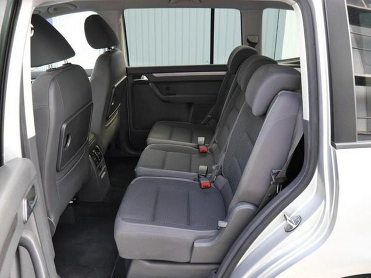 VW Touran 1.2 TSI COMFORTLINE * FAMILY-& WINTERPAKET * AHK * NAVI * PDC * SHZG * TEMPOMAT - Touran - Bild 7