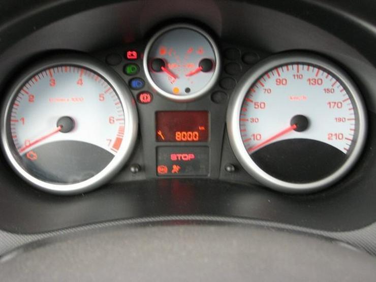 Bild 23: PEUGEOT 206 Peugeot + 1,2 mit Klima HECKSCHADEN