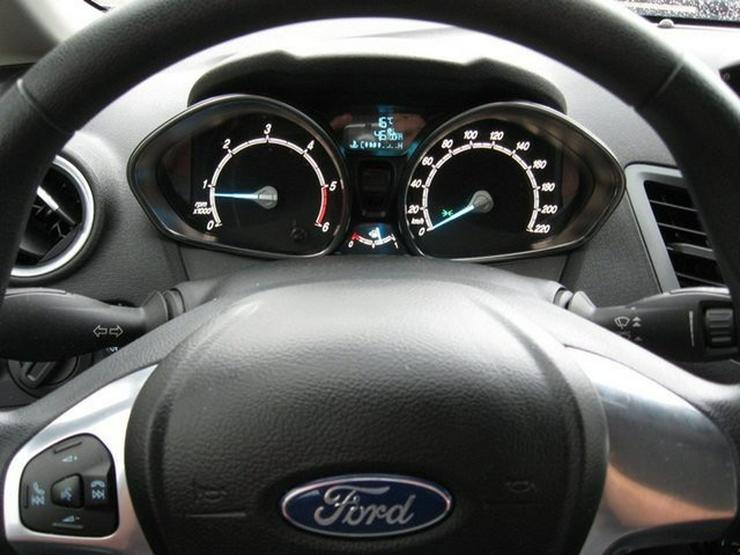 Bild 14: FORD Fiesta 1,5 TDCi 5-Türer mit Klimaautomatik