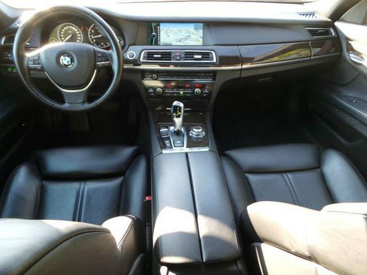 Bild 8: BMW 750i xDrive Navi Prof. Xenon Euro Plus Garantie