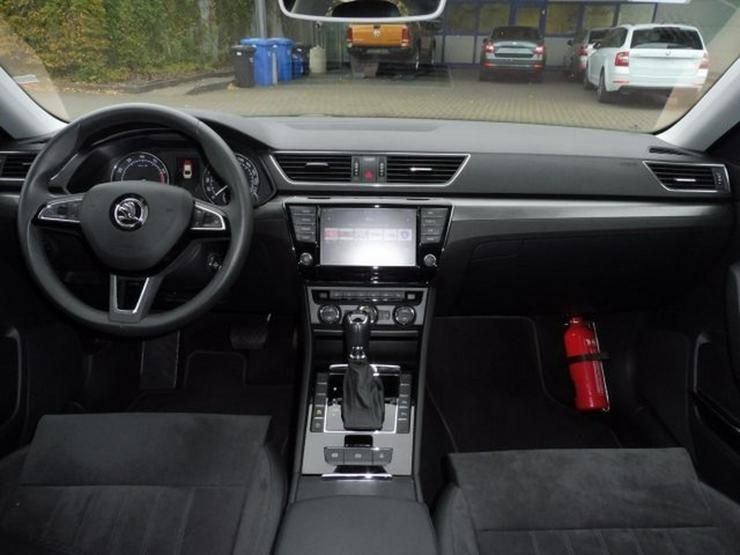 Bild 9: SKODA Superb Limo. STYLE 1.8TSI DSG +NAVI/LEDER/XENON