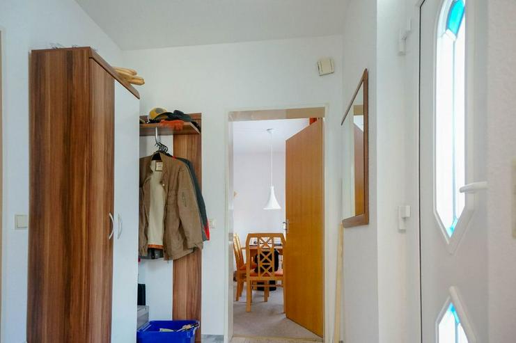 Bild 7: Zu zweit und doch allein: Einliegerwohnung mit eigenem Eingang im ruhigen Zweifamilienhaus