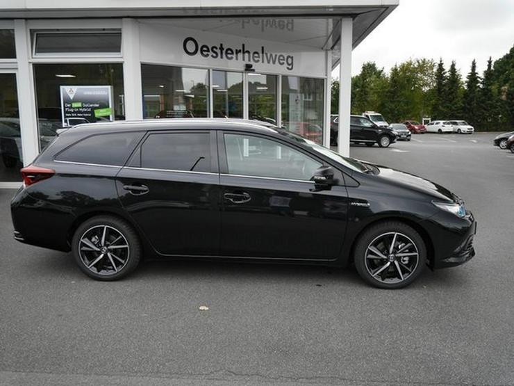 TOYOTA Auris Touring Sports 1,8 Hybrid Team - Auris - Bild 11