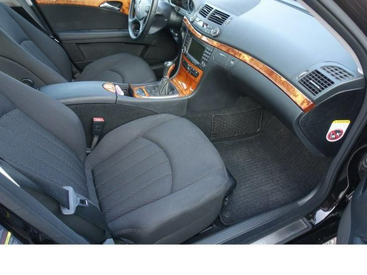 MERCEDES-BENZ E 220 E-Klasse T-Modell T CDI Elegance 8-fach bereift - E-Klasse - Bild 14