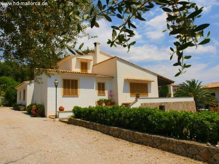 : Schöne Villa in Valldemossa mit fantastischem Ausblick auf das Gebirge Sierra de Tramun... - Haus kaufen - Bild 1