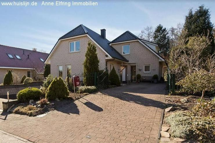 Anne Elfring Immobilien bietet an: Landhaus zum verlieben schön.