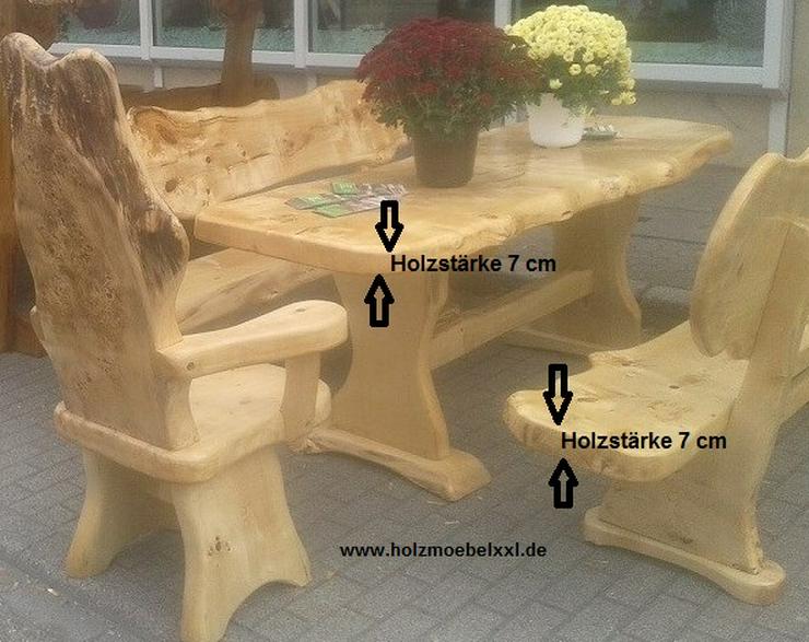 Bild 5: Holzmöbel der besonderen Art