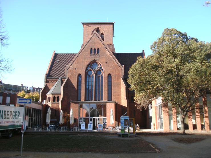 Bild 3: Führung Schillerkiez u. Rollberg Neukölln mit Reinhold Steinle